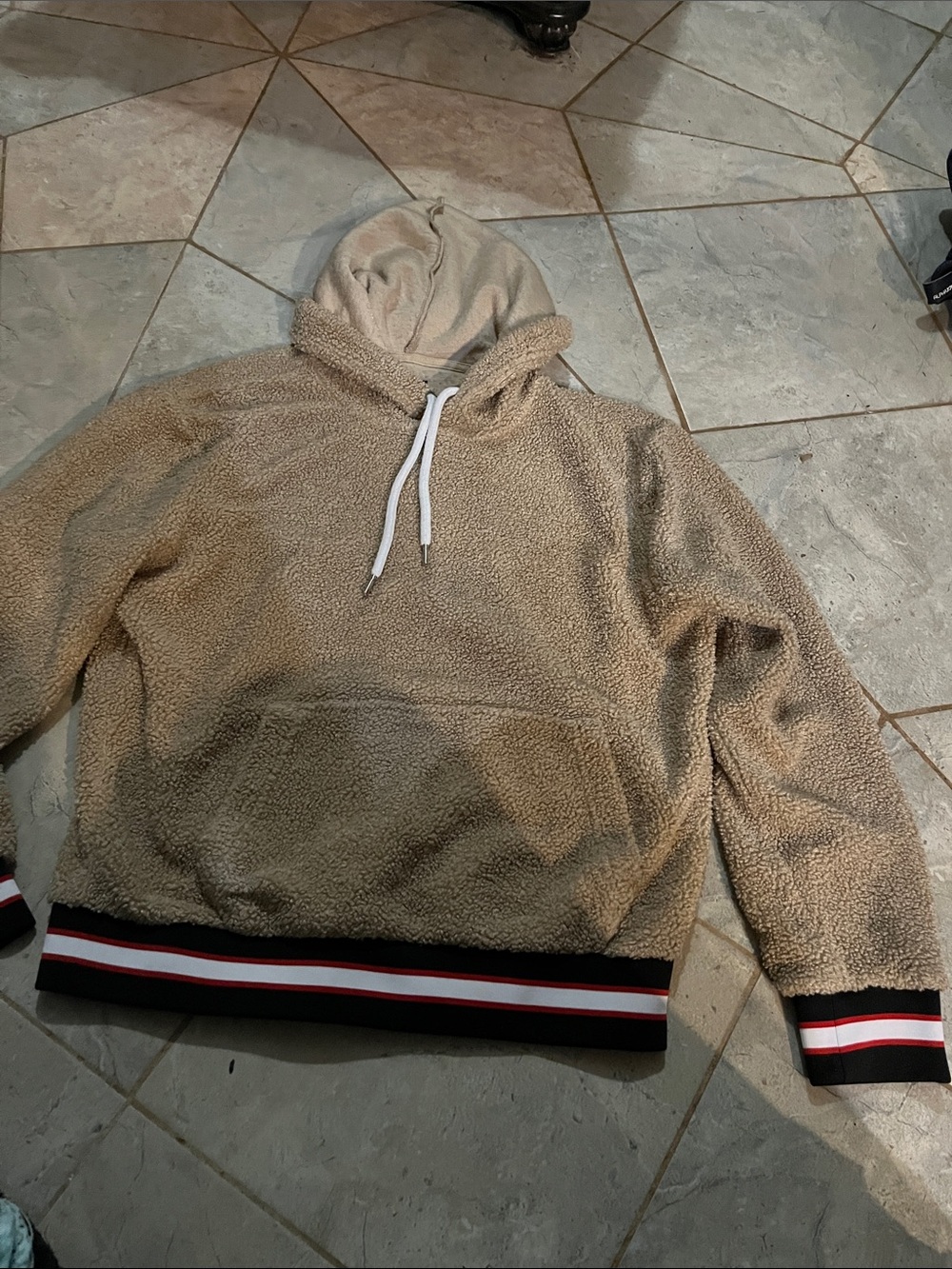 Contrast hem